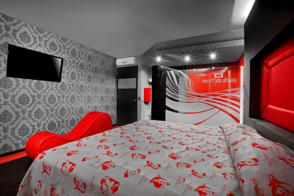 Eurosuites Oceania - Adults Only