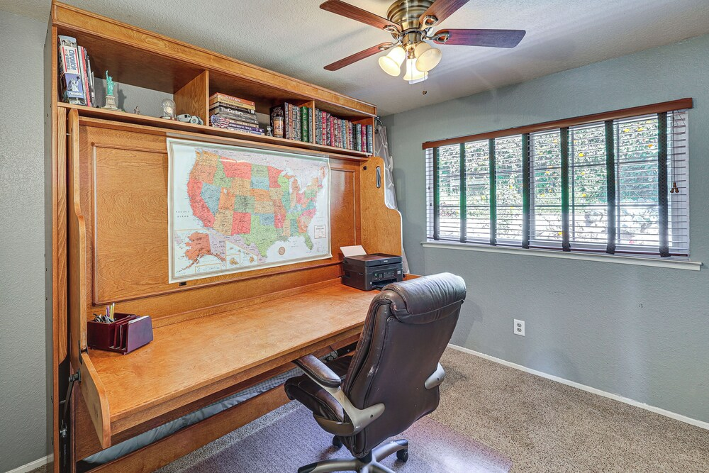 Large Yard & Fire Pit: Peaceful Arroyo Grande Home