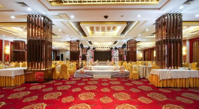 Huatian Hotel