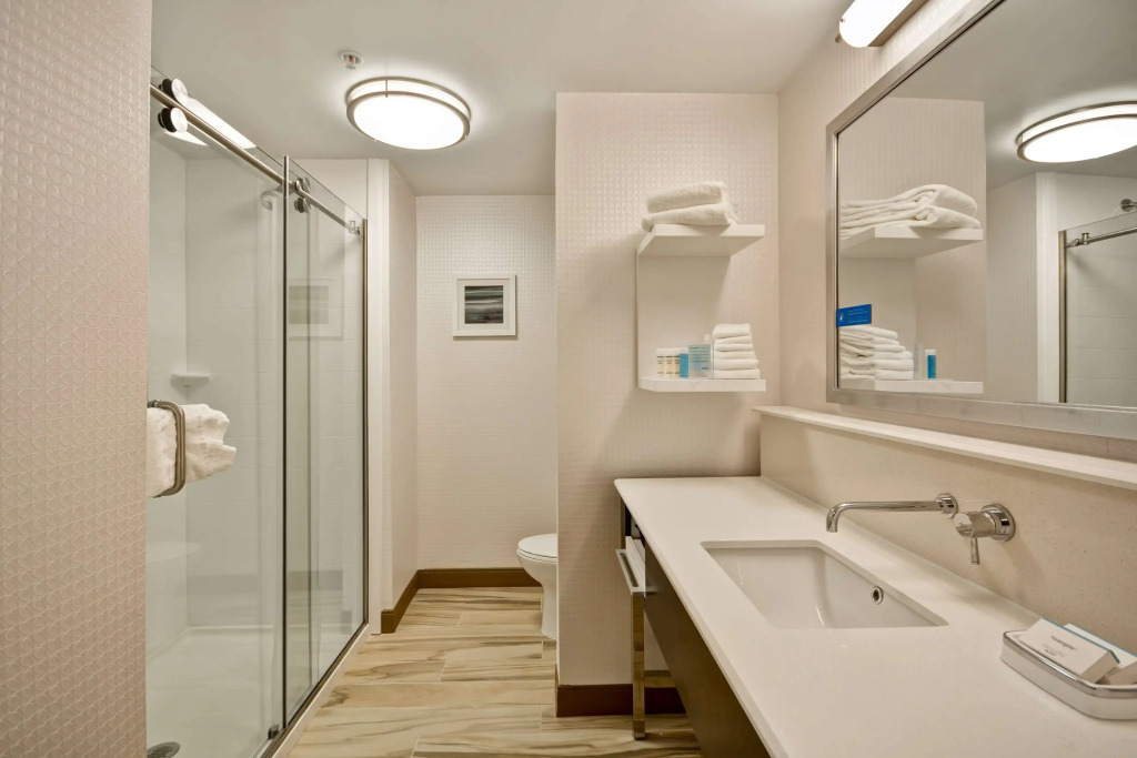 Hampton Inn & Suites Detroit/Warren