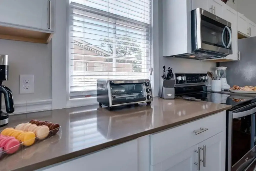 111 Waldburg street Beautifully Renovated Historic 5 bedroom 5 bath
