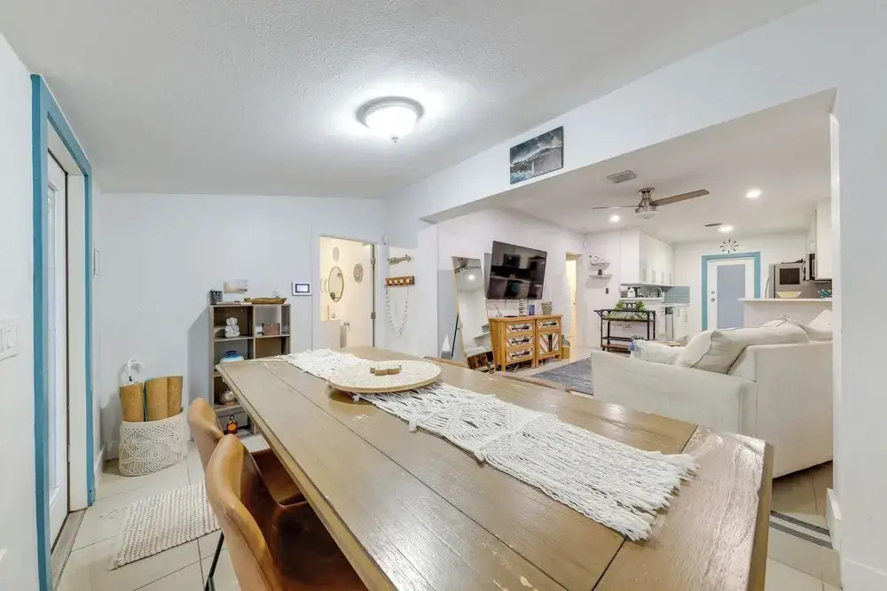 3 Mi to Beach: Pet friendly Fort Lauderdale Home