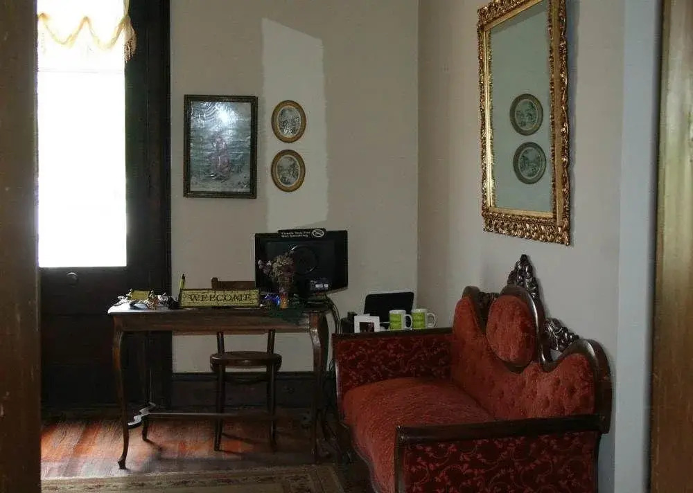 1818 Main Street Bed & Breakfast