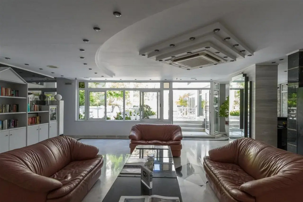 Alantha Apartments