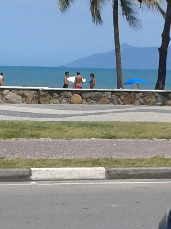 Casa a 150 m da Praia Martins de Sá