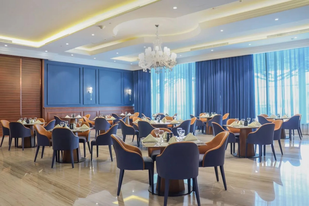 The Bentley Luxury Hotel & Suites