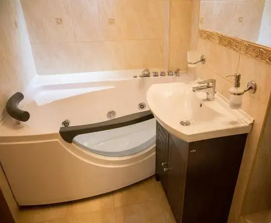 Grand'Or Deluxe Apartment