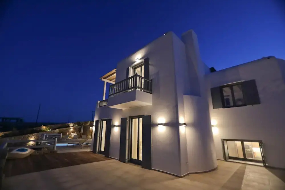 Villa Moonflower