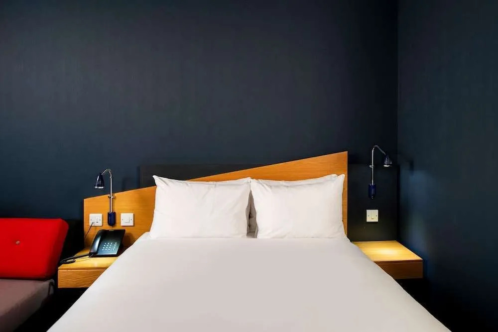 Holiday Inn Express Birmingham Oldbury M5 Jct 2