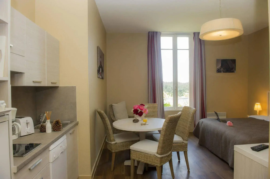 Résidence de Tourisme Vacances Bleues Villa Regina