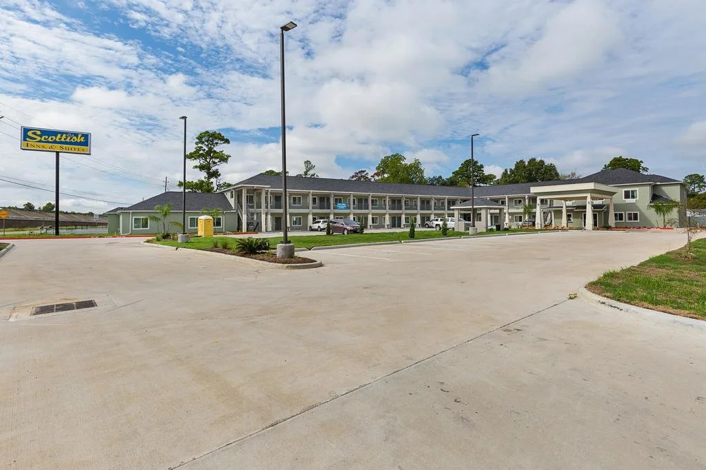 Scottish Inns & Suites - Crosby