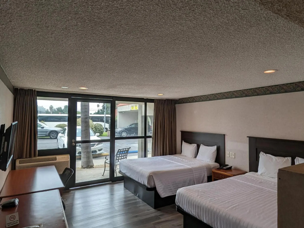 Valley Inn