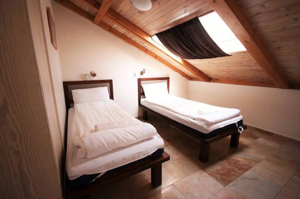 The Market Courtyard - Suites Hotel