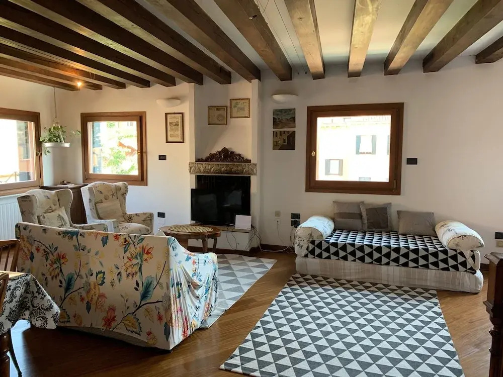 Grimaldi Apartments - Al Timone