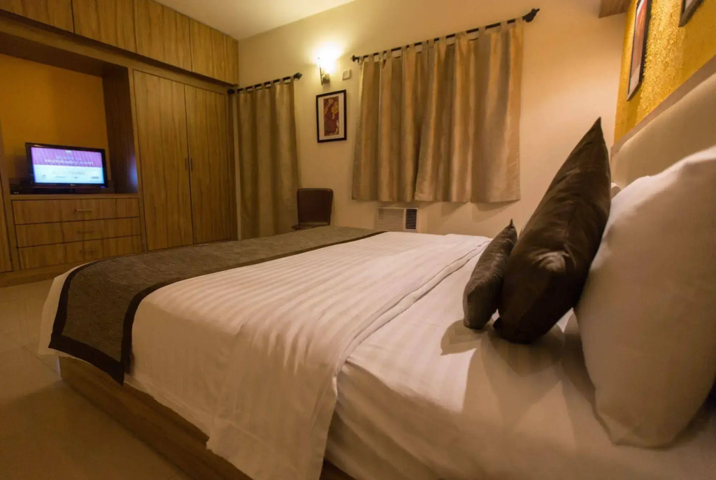 Sherwood Suites