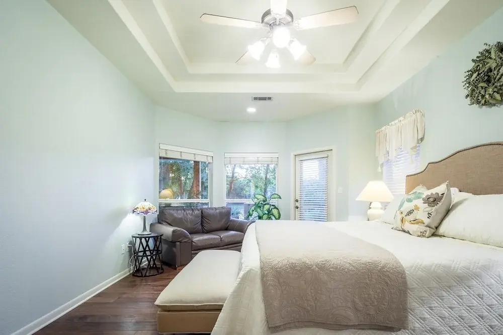 Serenity Shores House 3 Bedrooms 2.5 Bathrooms Home
