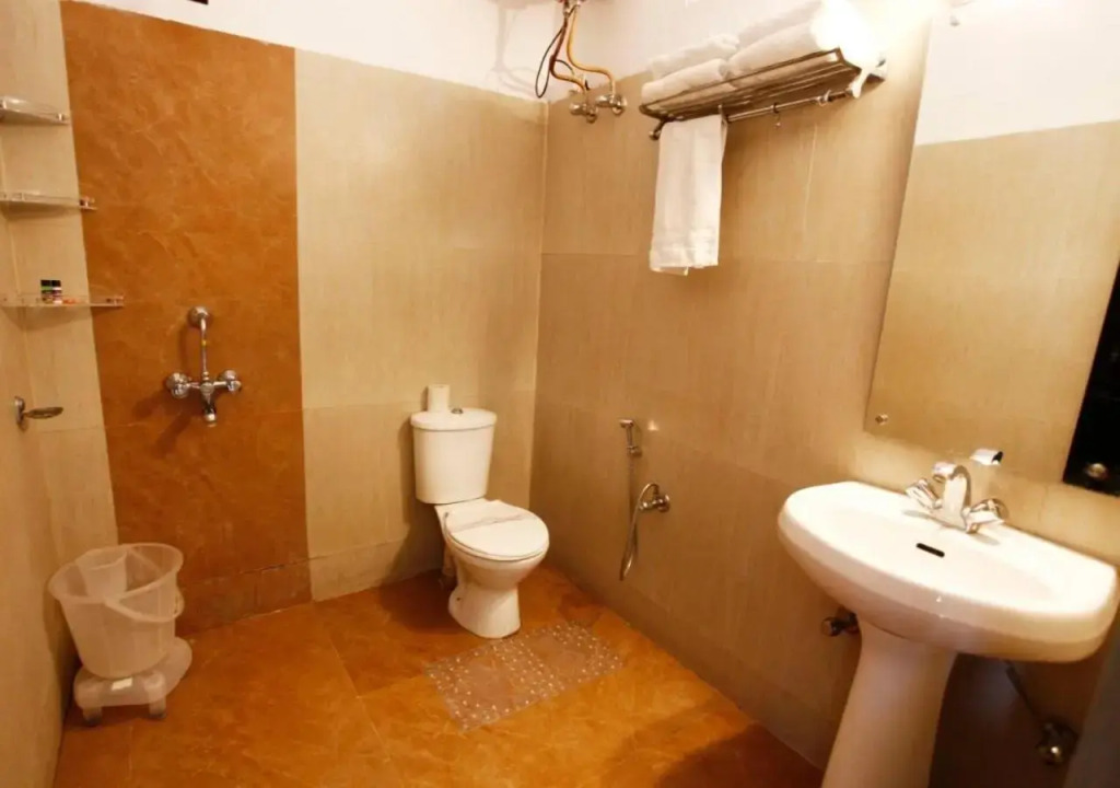 OYO Rooms Near Ayarpatta Slopes Nainital