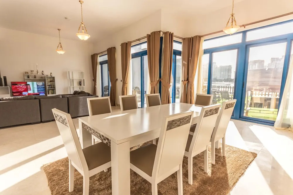 Yanjoon Holiday Homes - Palma Residence