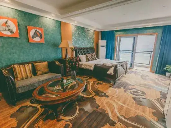 Carlos Service Apartment