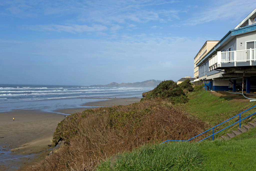 Seagrass Oceanfront Inn