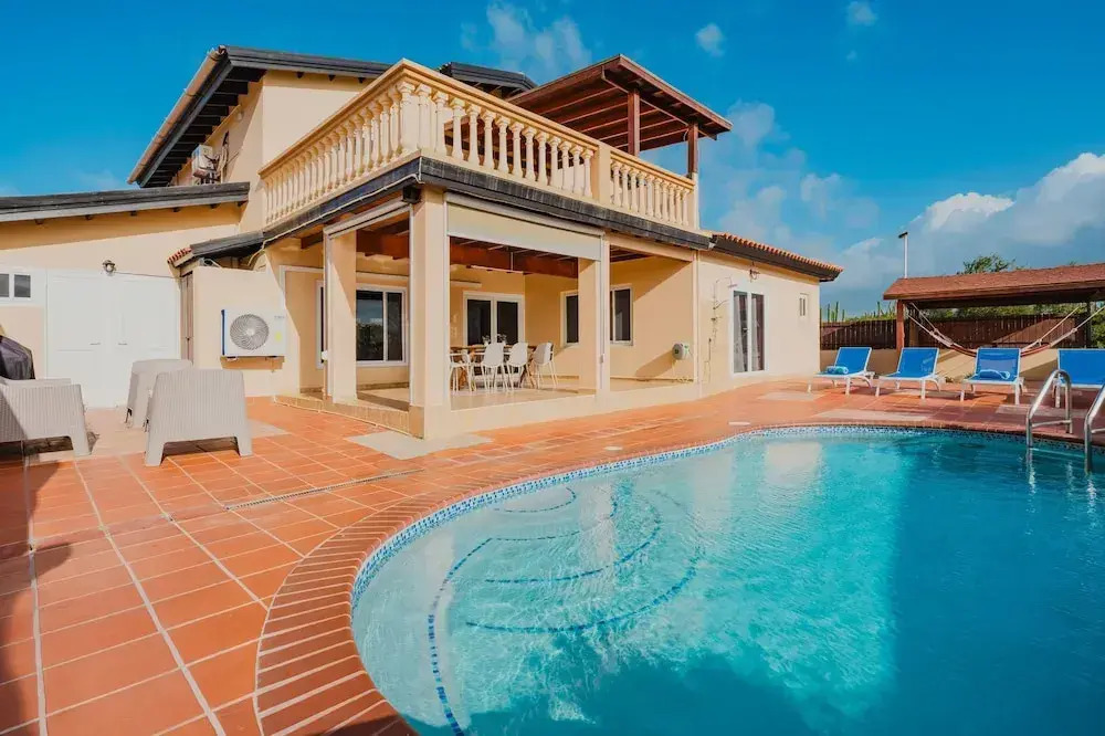 5 Bedroom Villa With Amazing View of Aruba Nature