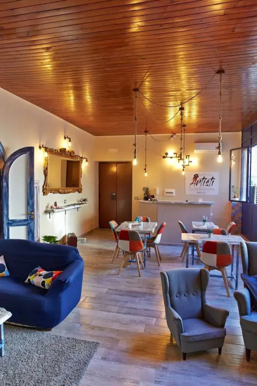 Artisti Sustinea Rooms