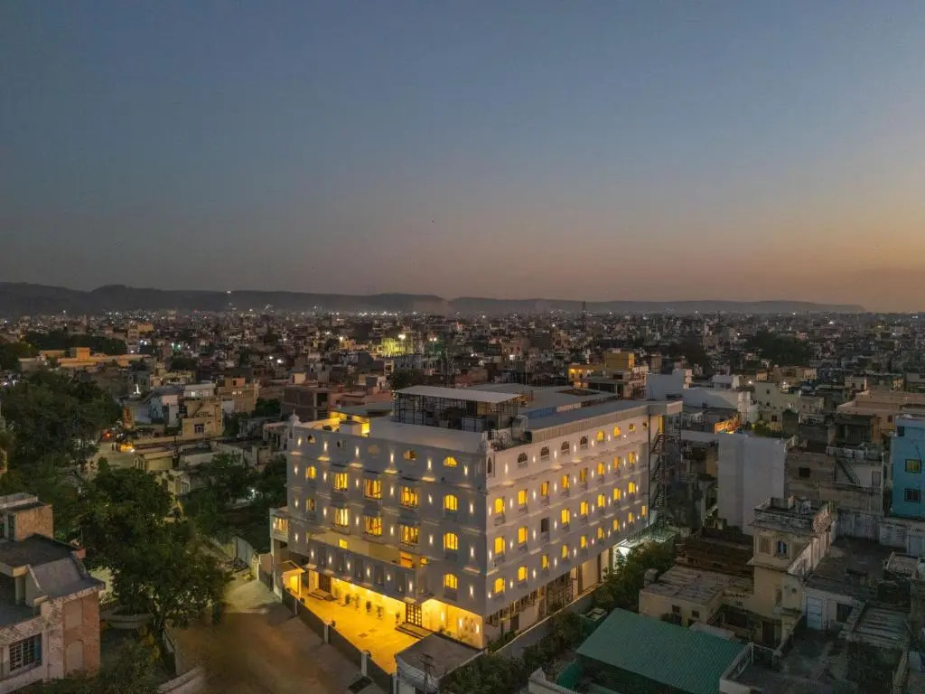 The Hosteller Bam Jaipur, Hawa Mahal