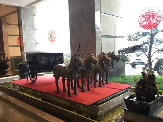 Boyi Mengqin Hotel