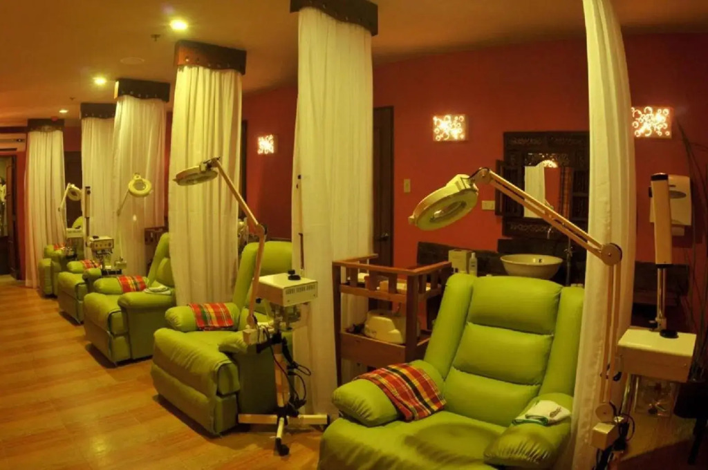 Skinetics Wellness Center Boutique Hotel