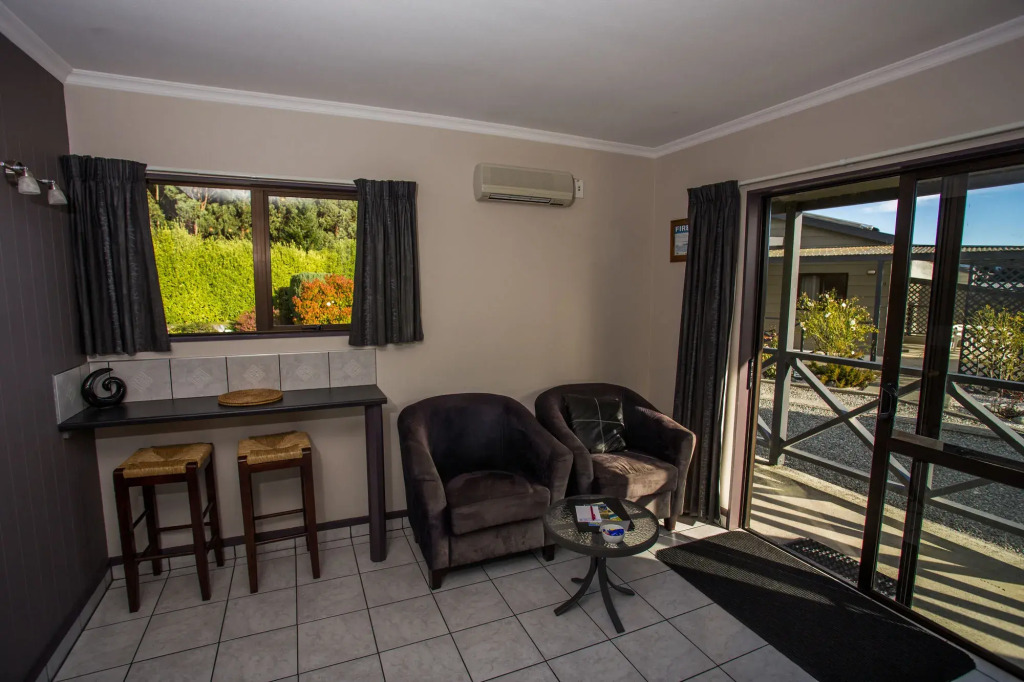 Fiordland Great Views Holiday Park