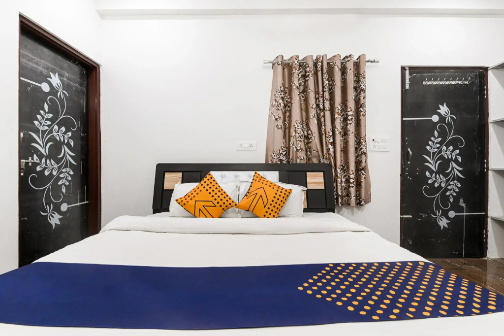 SPOT ON 76532 Jain Guest House