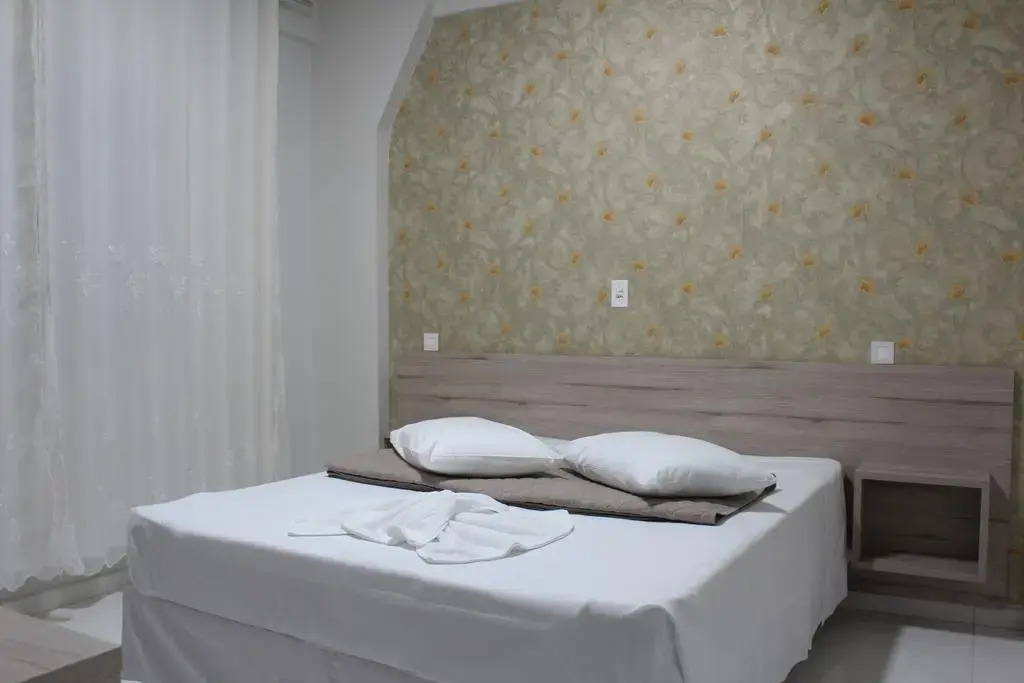 AJ Hotel Chapecó - Fácil Acesso Pátio Shopping e Rótula da Bandeira