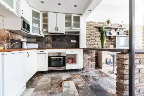Dream Home Apartment