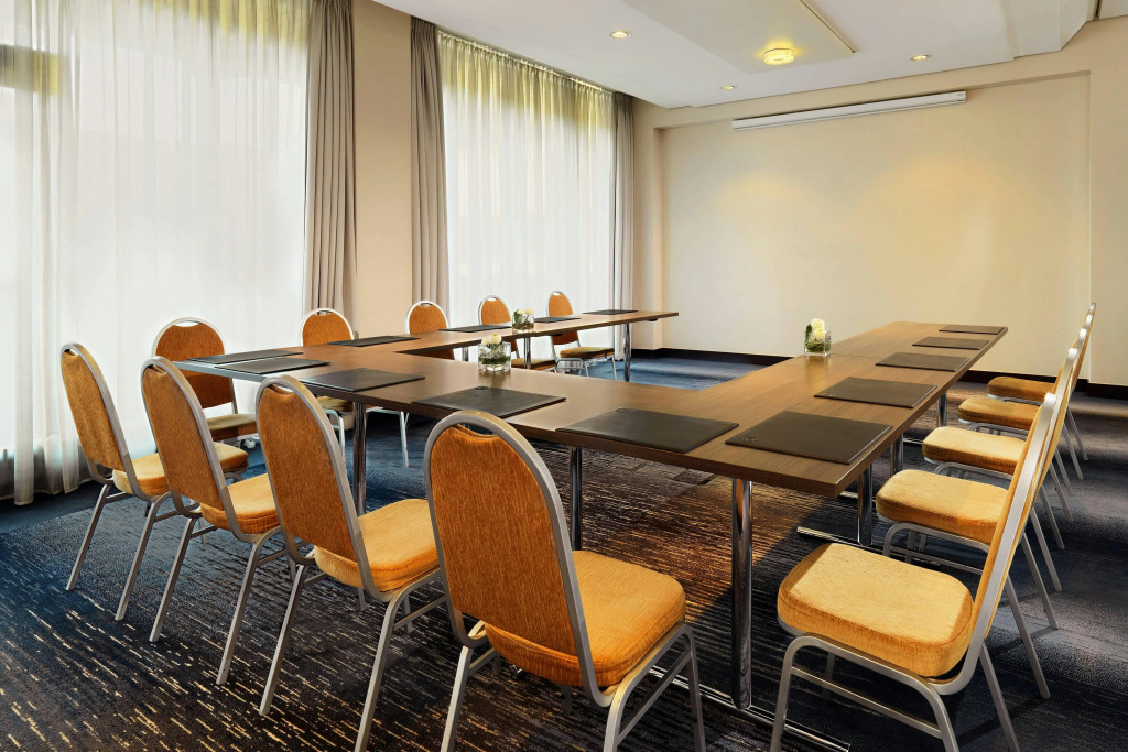 Sheraton Frankfurt Airport Hotel & Conference Center