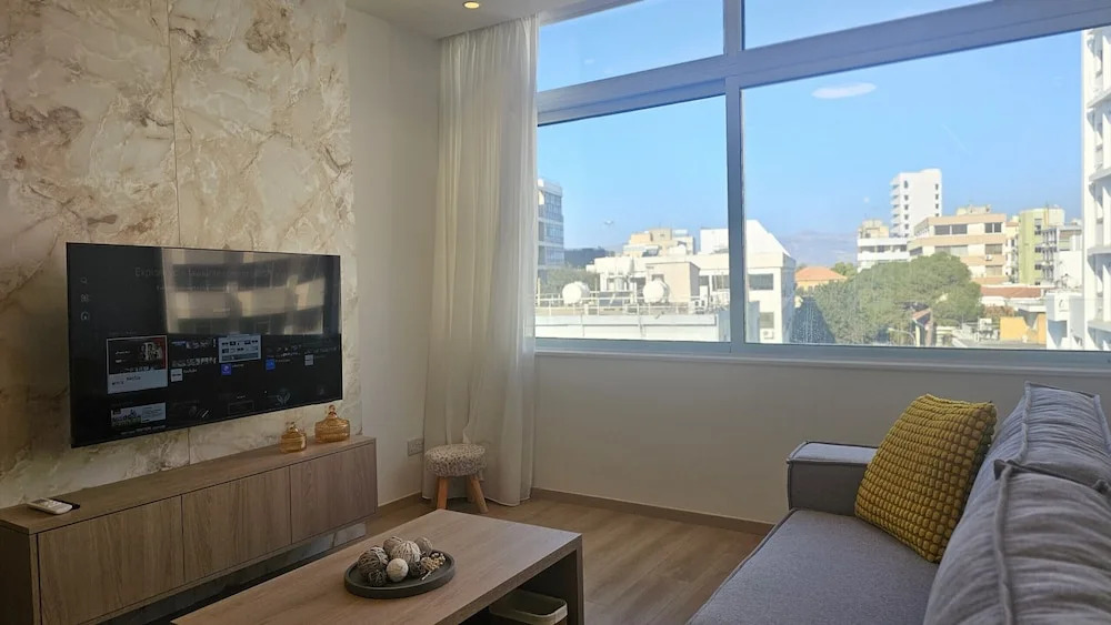 37 NIC - Stay City Center Gem