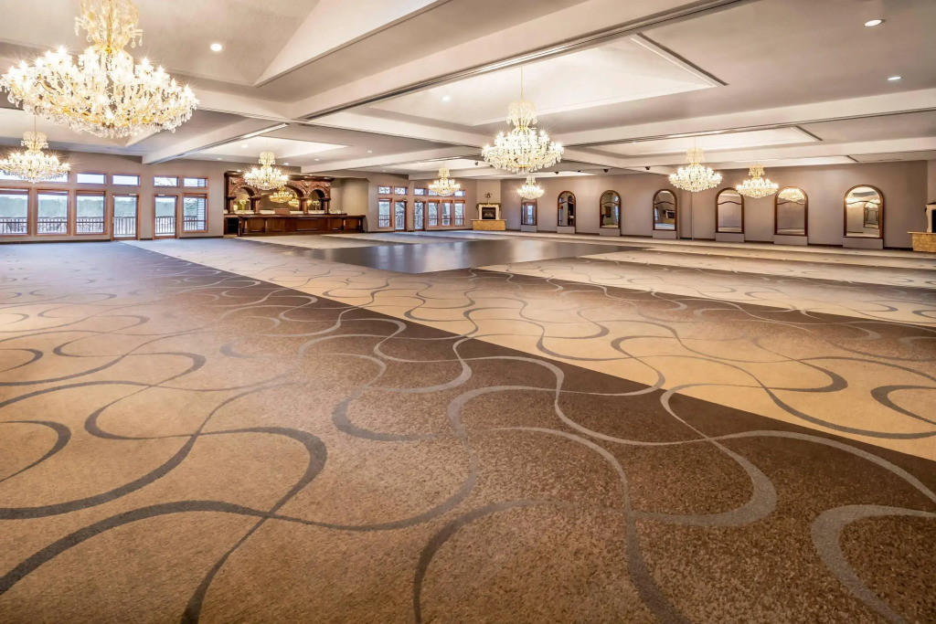 Riverview Inn & Suites, an Ascend Collection Hotel