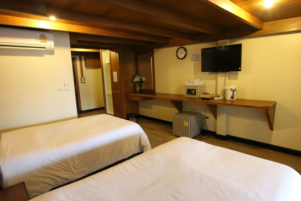 JJ Residence