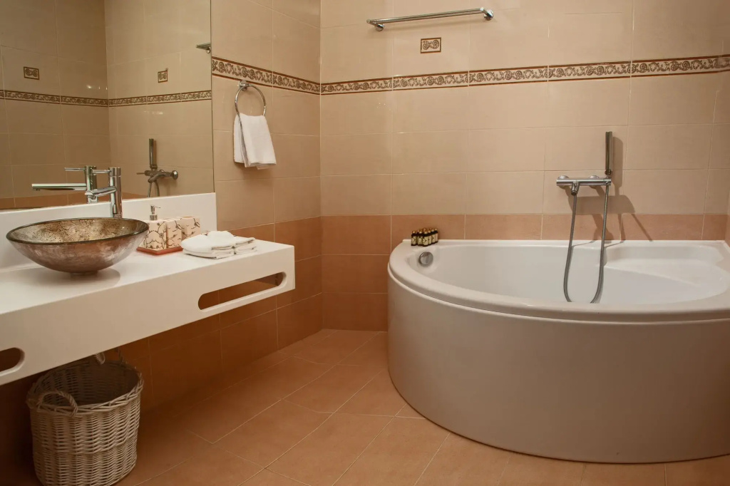 Arlene Suites