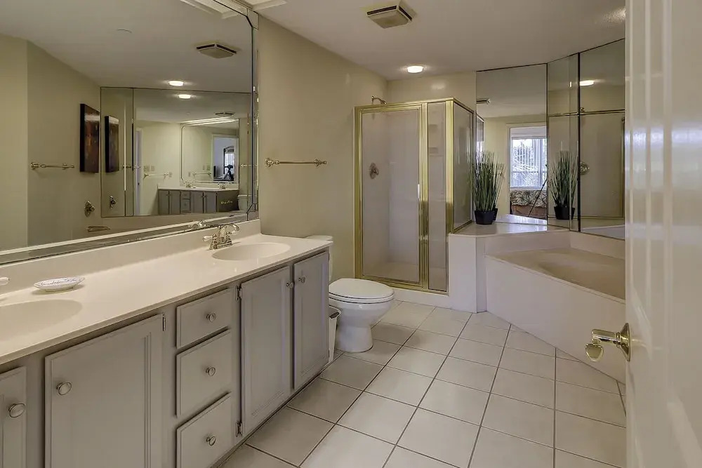 Windsor Place 107