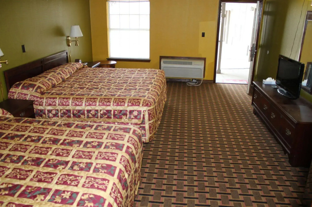 Victorian Inn Athens TX