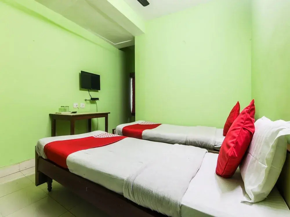 OYO 7934 Hotel Priyodarshani
