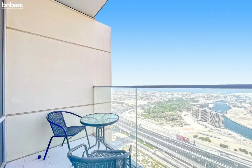 3B-Amna Tower-4801 by bnbme homes