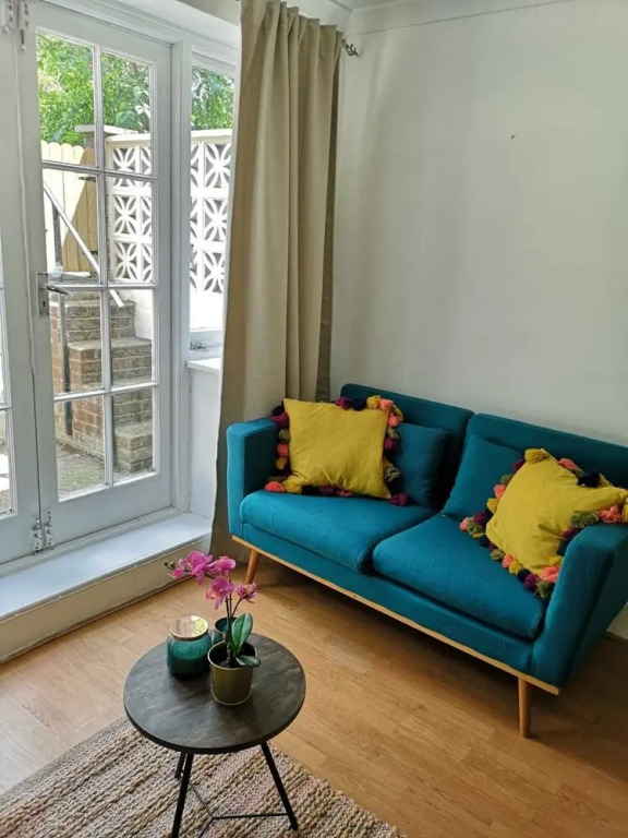 Cosy Apartment in Islington - A