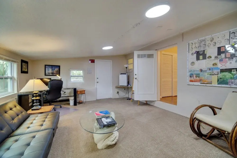Satellite Beach 'sunshine House' w/ Hot Tub!