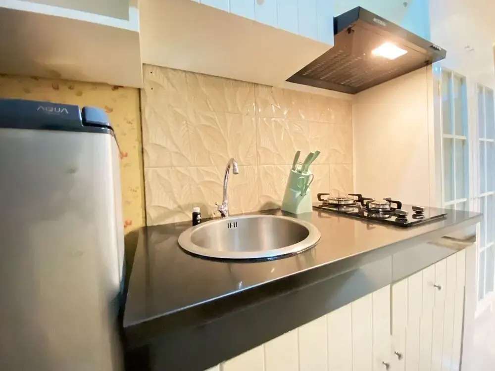 Elegant And Comfy 1Br At Dago Suites Apartment