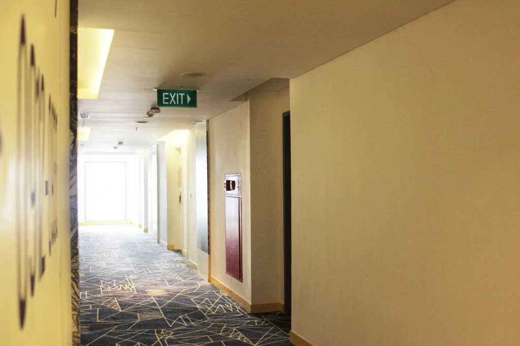 YELLO Hotel Harmoni