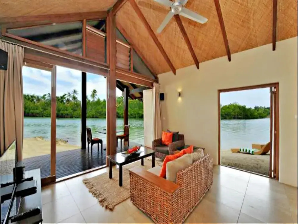 Lagoon Beach Resort Apartments & Villas