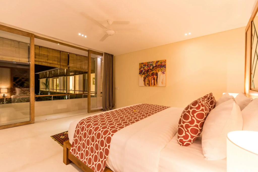 Villa Seriska Jimbaran - Spacious 5BR Private Pool Villa with Private Cook, Spa & Tour