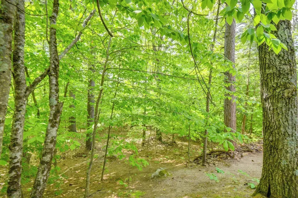 New Hampshire Vacation Rental - Walk to Beach!