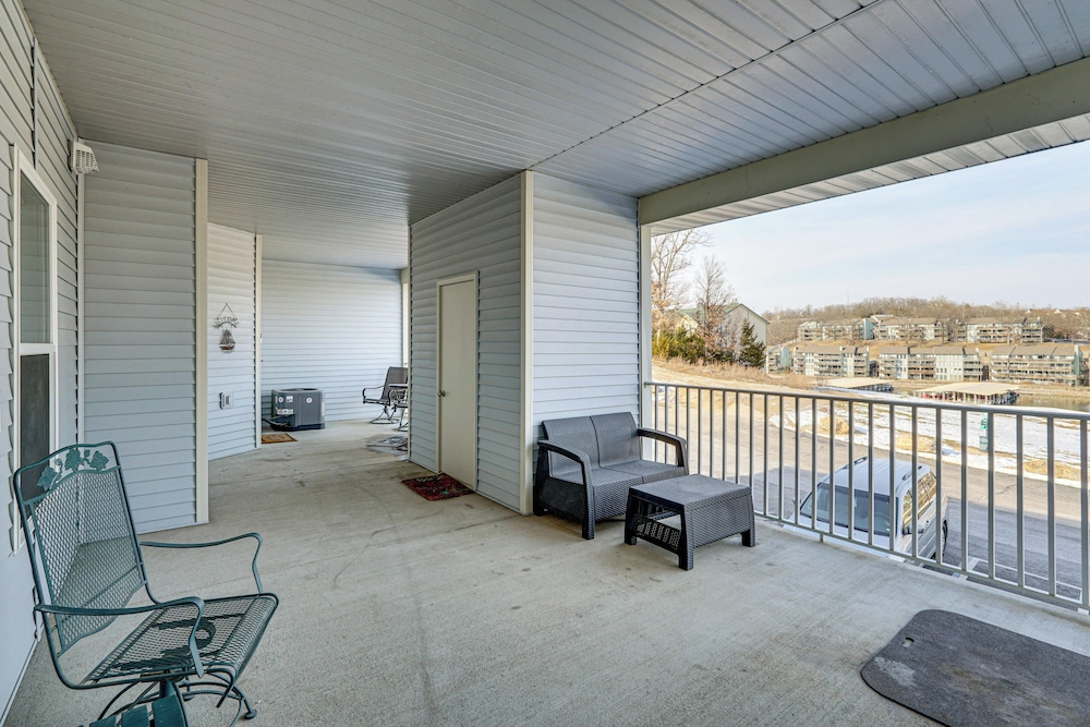 Lake View + Pool Access: Waterfront Ozark Escape!